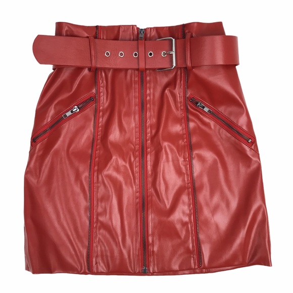 Fashion Nova Red Faux Patent Leather Belted Zip Up Bodycon Mini Skirt SZ Small - Picture 2 of 7